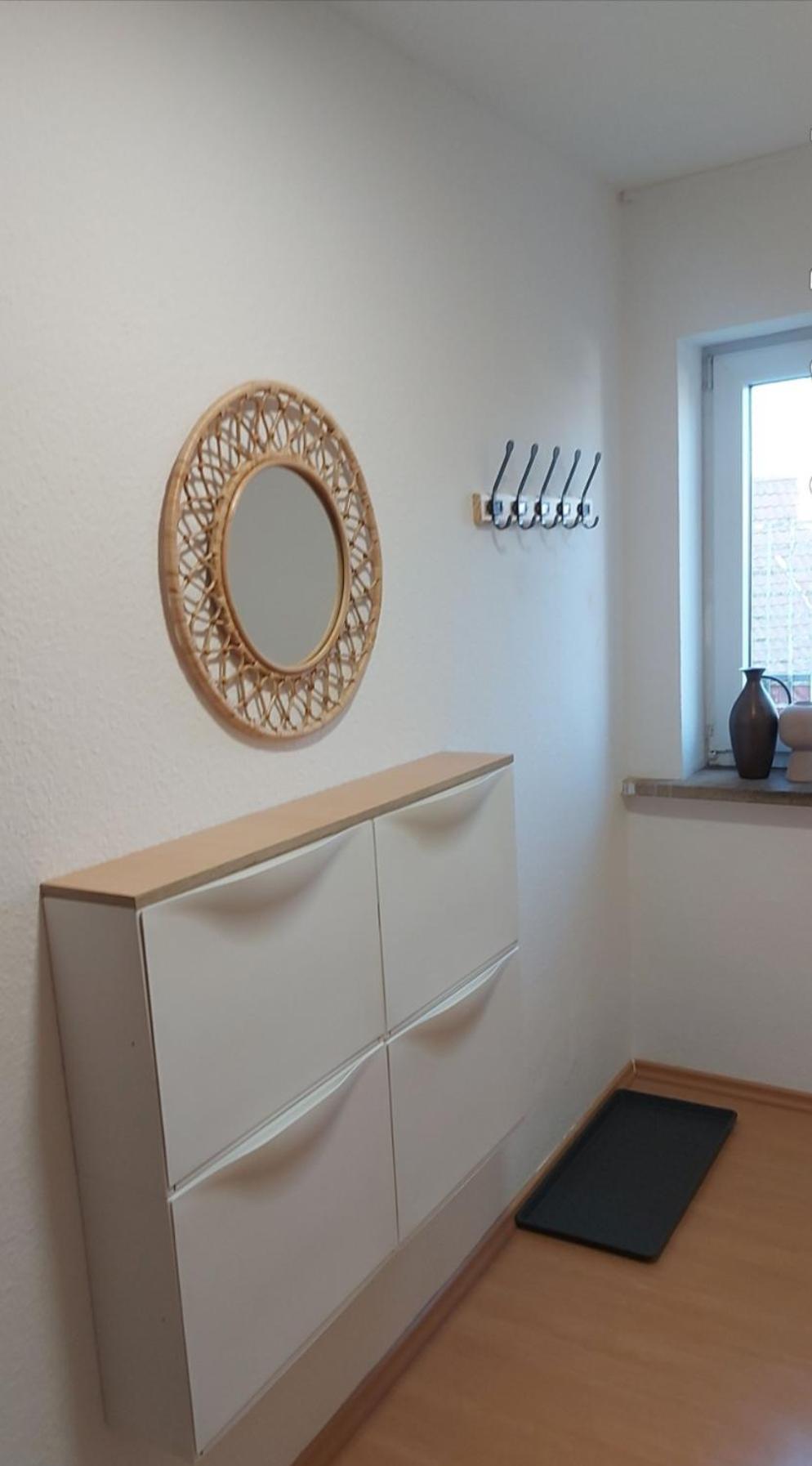 Stilvolle Ferienwohnung Free Parking, Space, Wlan Niestetal Bagian luar foto