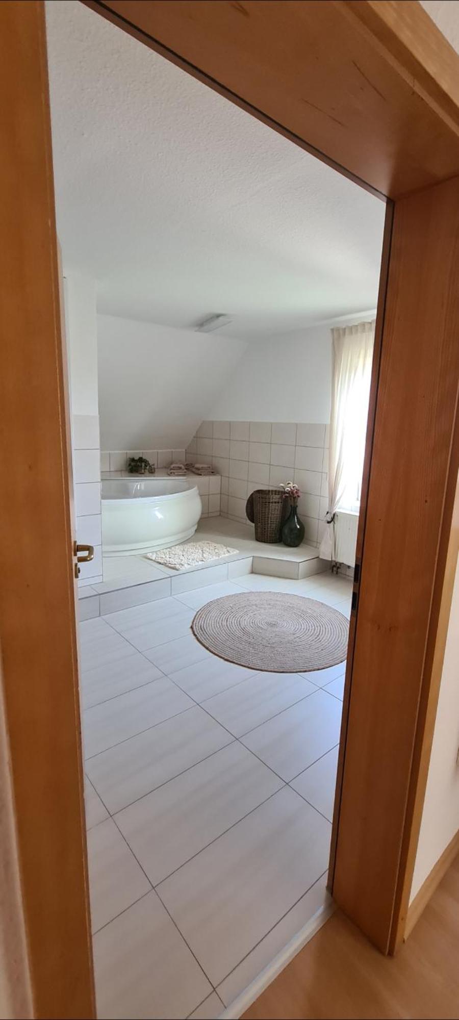 Stilvolle Ferienwohnung Free Parking, Space, Wlan Niestetal Bagian luar foto