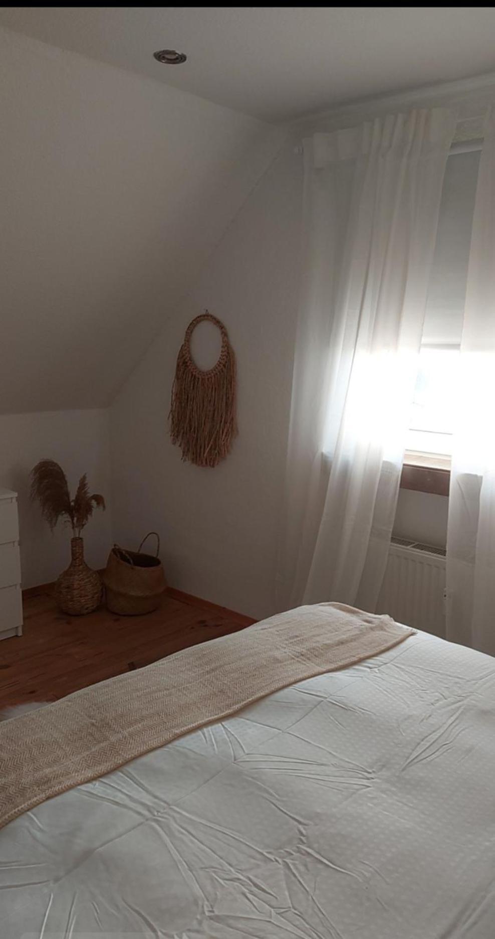 Stilvolle Ferienwohnung Free Parking, Space, Wlan Niestetal Bagian luar foto